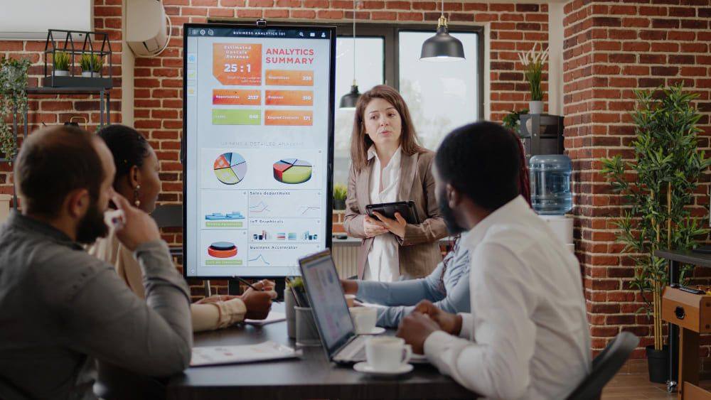  Leyvaassets : Estrategia y Análisis Financiero